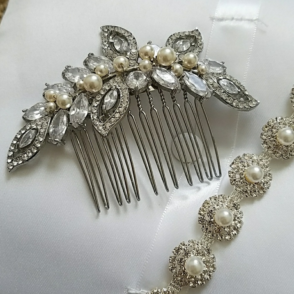 David's Bridal Faux Pearl Hair Comb